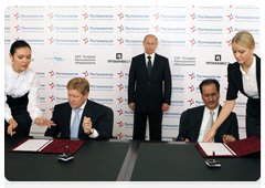 В рамках IX Международного инвестиционного форума в присутствии Председателя Правительства Российской Федерации В.В.Путина был подписан ряд документов ГК «Ростехнологии»