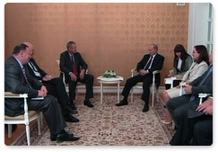 Председатель Правительства Российской Федерации В.В.Путин встретился с президентом, генеральным директором компании «Боинг – Гражданские самолёты» Джеймсом Албау