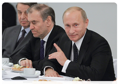 Prime Minister Vladimir Putin meeting with members of the Mariinsky Theatre’s Board of Trustees