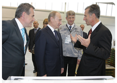 Председатель Правительства Российской Федерации В.В.Путин посетил новый завод автокомплектующих австро-канадской компании «Магна» в Санкт-Петербурге