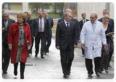 Prime Minister Putin visiting the Russian Research Centre for Radiology and Surgical Technologies under the Federal Agency for High-Tech Medical Treatment in  St Petersburg