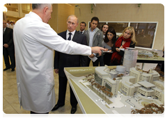 Председатель Правительства Российской Федерации В.В.Путин посетил федеральный центр сердца, крови и эндокринологии имени Алмазова в Санкт-Петербурге, а также созданный на его базе перинатальный центр
