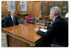 Председатель Правительства Российской Федерации В.В.Путин провел рабочую встречу с Министром образования и науки Российской Федерации А.А.Фурсенко
