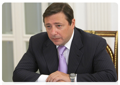 Deputy Prime Minister and the President's plenipotentiary representative in the North Caucasus Federal District Alexander Khloponin at a meeting in Sochi to discuss the economic and social development of the North-Caucasian Federal District