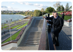 Председатель Правительства Российской Федерации В.В.Путин осмотрел набережную Ижевского водохранилища