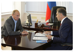 Prime Minister Vladimir Putin holding a meeting with President of the Republic of Udmurtia Alexander Volkov