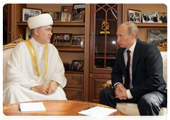Prime Minister Vladimir Putin meeting with Chairman of the Russian Council of Muftis Sheikh Ravil Gainutdin at his official residence in the Moscow Cathedral Mosque