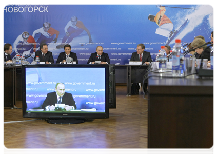 Председатель Правительства Российской Федерации В.В.Путин провёл в Новогорске совещание по вопросу реализации «Стратегии развития физической культуры и спорта в России до 2020 года»
