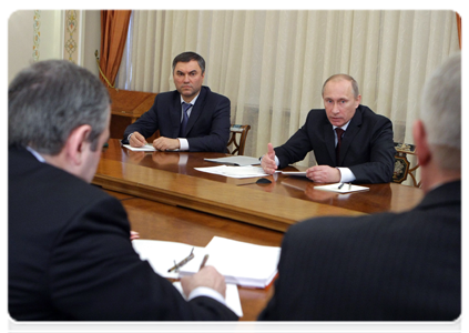 Prime Minister Vladimir Putin meeting with leaders of the United Russia party