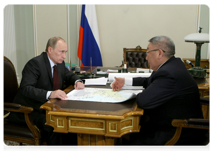 Председатель Правительства Российской Федерации В.В.Путин провёл рабочую встречу с главой Республики Саха (Якутия) Е.А.Борисовым