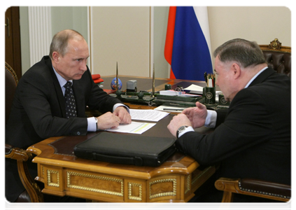 Prime Minister Vladimir Putin meeting with Orel Region Governor Alexander Kozlov