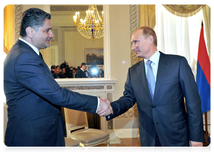 Prime Minister Vladimir Putin meeting with Prime Minister Tigran Sargsyan of Armenia
