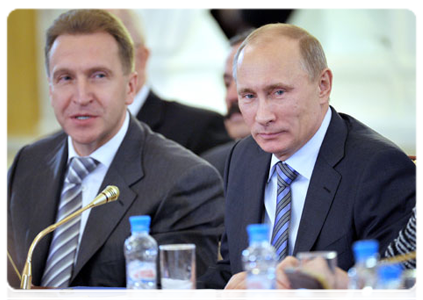 Prime Minister Vladimir Putin and First Deputy Prime Minister Igor Shuvalov at a meeting of the EurAsEC Interstate Council at the heads of government level