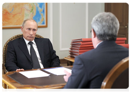 Prime Minister Vladimir Putin at a meeting with head of the Republic of Komi Vyacheslav Gaizer