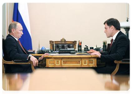 Prime Minister Vladimir Putin meeting with Tula Region Governor Vladimir Gruzdev