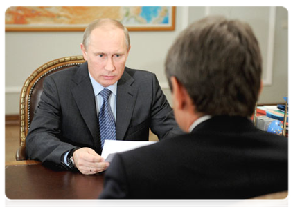 Председатель Правительства Российской Федерации В.В.Путин провёл рабочую встречу с губернатором Краснодарского края А.Н.Ткачёвым