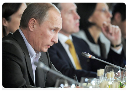 Prime Minister Vladimir Putin meeting with members of the Valdai International Discussion Club