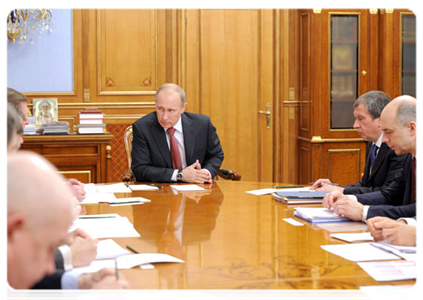 Prime Minister Vladimir Putin holding a meeting on state defence-industry contracts