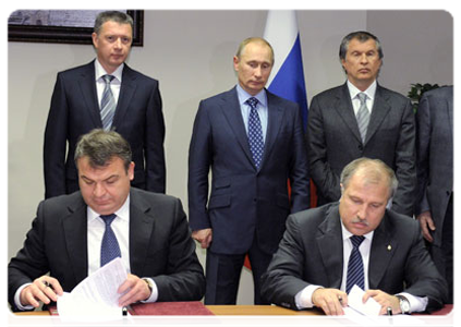 The agreement on the cooperation in the development of the CSKA ice hockey club was signed in the presence of Prime Minister Vladimir Putin