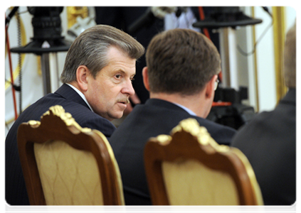 Ryazan Region Governor Oleg Kovalyov at a Government Presidium meeting