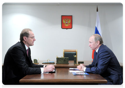 Председатель Правительства Российской Федерации В.В.Путин провёл рабочую встречу с губернатором Новосибирской области В.А.Юрченко