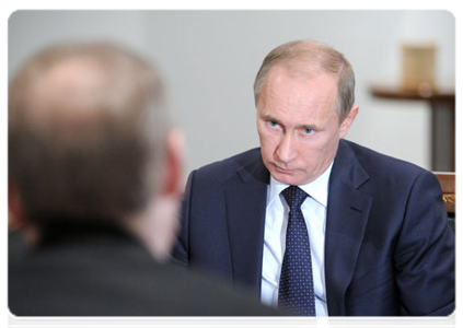 Prime Minister Vladimir Putin meeting with Novosibirsk Region Governor Vasily Yurchenko