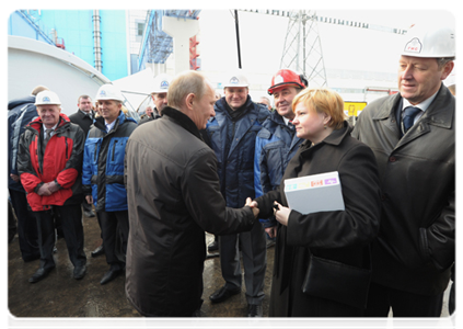 Председатель Правительства Российской Федерации В.В.Путин пообщался с работниками Калининской атомной электростанции