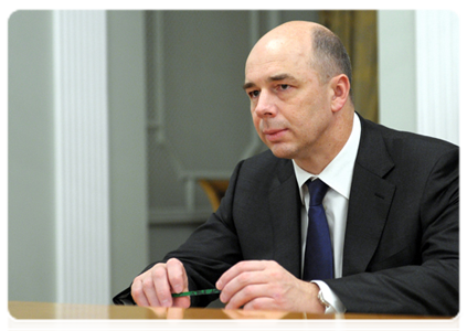 Finance Minister Anton Siluanov at a meeting with Prime Minister Vladimir Putin