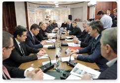 Председатель Правительства Российской Федерации В.В.Путин провёл в Санкт-Петербурге совещание по вопросу «О развитии ОАО 