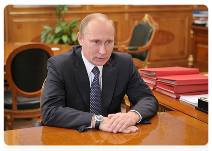 Председатель Правительства Российской Федерации В.В.Путин провёл рабочую встречу с заместителем Председателя Правительства Российской Федерации Д.О.Рогозиным