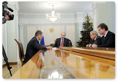 Председатель Правительства Российской Федерации В.В.Путин провёл рабочее совещание в связи с землетрясением в Туве, а также природными катаклизмами в ряде других регионов