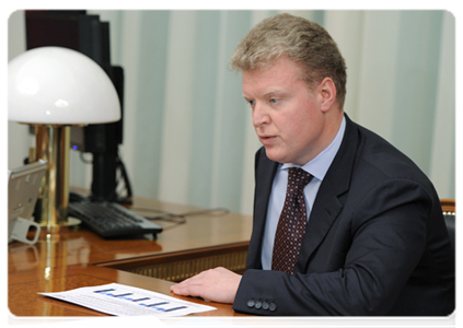 The President of ALROSA, Fyodor Andreev at a meeting with Prime Minister Vladimir Putin