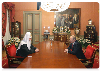 Prime Minister Vladimir Putin meeting with Patriarch Kirill of Moscow and All Russia to congratulate him on the second anniversary of his enthronement