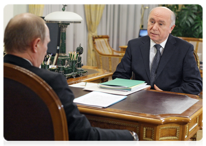 Governor of the Republic of Mordovia Nikolai Merkushkin at a meeting with Prime Minister Vladimir Putin