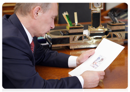 Председатель Правительства Российской Федерации В.В.Путин провел рабочую встречу с министром связи и массовых коммуникаций И.О.Щеголевым