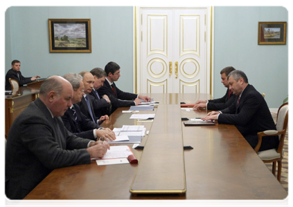 Prime Minister Vladimir Putin meeting with South Ossetian President Eduard Kokoity