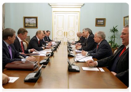 Председатель Правительства Российской Федерации В.В.Путин встретился с Первым заместителем Председателя Правительства, министром транспорта, строительства и регионального развития Словакии Яном Фигелем