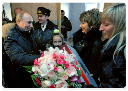Председатель Правительства Российской Федерации В.В.Путин осмотрел одну из квартир в новом доме