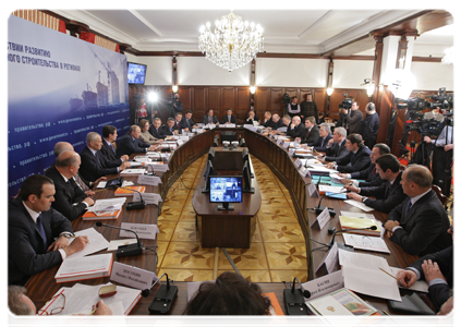 Председатель Правительства Российской Федерации В.В.Путин провёл в Кирове совещание по вопросам развития жилищного строительства в регионах