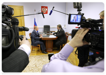 Председатель Правительства Российской Федерации В.В.Путин провёл рабочую встречу с губернатором Кировской области Н.Ю.Белых