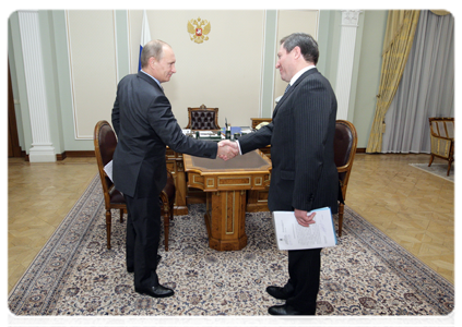 Prime Minister Vladimir Putin with Lipetsk Region Governor Oleg Korolyov