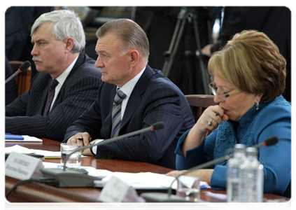 St Petersburg Governor Valentina Matviyenko, Ryazan Region Governor Oleg Kovalyov and Georgy Poltavchenko, presidential envoy to the Central Federal District