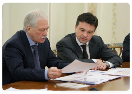 State Duma Speaker Boris Gryzlov and Head of the United Russia Central Executive Committee Andrei Vorobyov