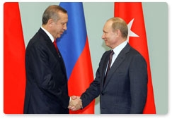 Председатель Правительства Российской Федерации В.В.Путин встретился с Премьер-министром Турции Р.Т.Эрдоганом