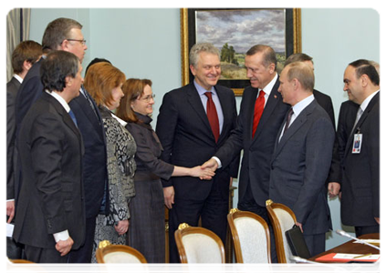 Prime Minister Vladimir Putin at a meeting with Turkish Prime Minister Recep Tayyip Erdogan