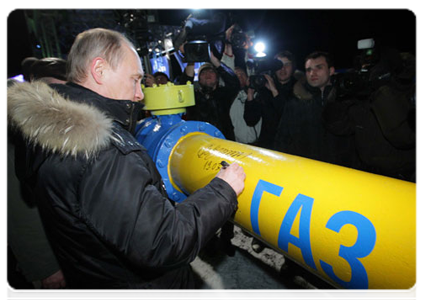Prime Minister Vladimir Putin at the opening ceremony of the Dalneye gas distribution station