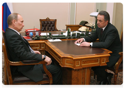 Prime Minister Vladimir Putin with Minister of Sport, Tourism and Youth Policy Vitaly Mutko