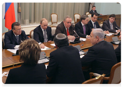Prime Minister Vladimir Putin at a meeting with Israeli counterpart Benjamin Netanyahu