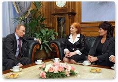 Председатель Правительства Российской Федерации В.В.Путин встретился с вдовами погибших воркутинских горняков