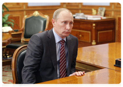 Prime Minister Vladimir Putin meeting with Minister of Energy Sergei Shmatko